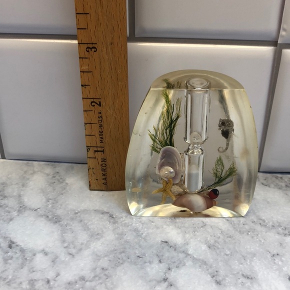 VTG Acrylic Shell Timer - Picture 2 of 8